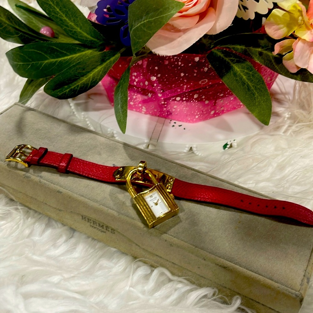 Hermes Kelly watch Red